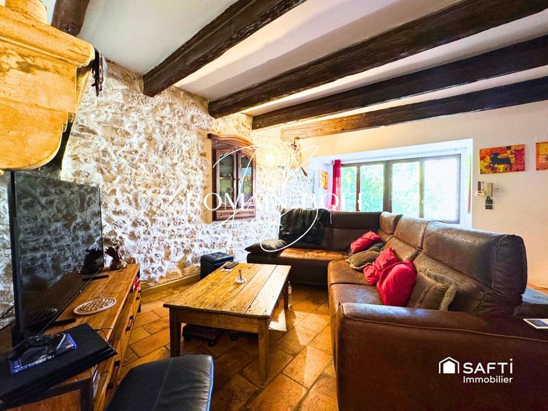 Maison de village - 100 m² - 4 pièces