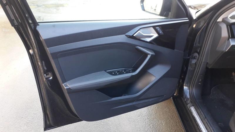 Audi A1 sportback 25 TFSi 95 s-Tronic7 s line - Automatique