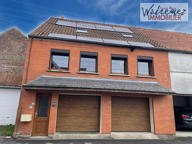 Maison - 93 m² - 5 pièces