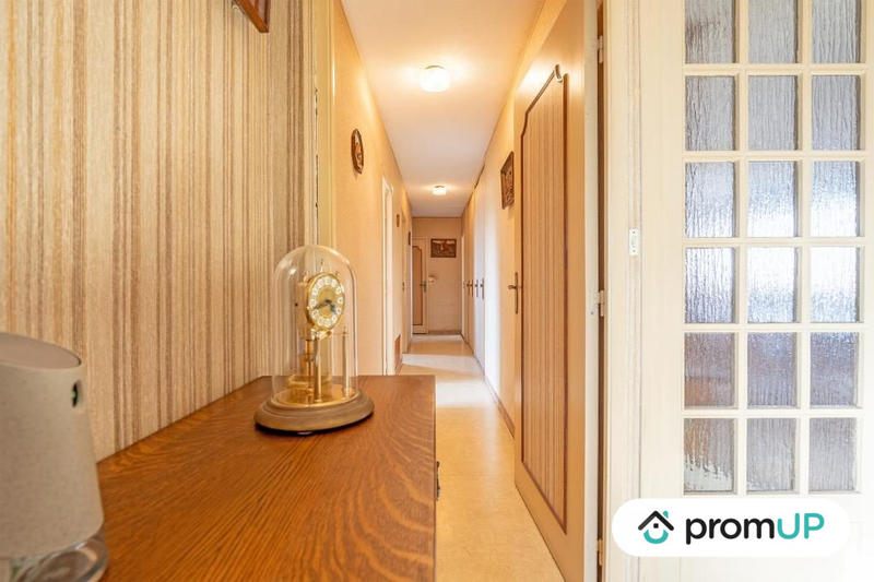 Appartement - 90 m² - 5 pièces