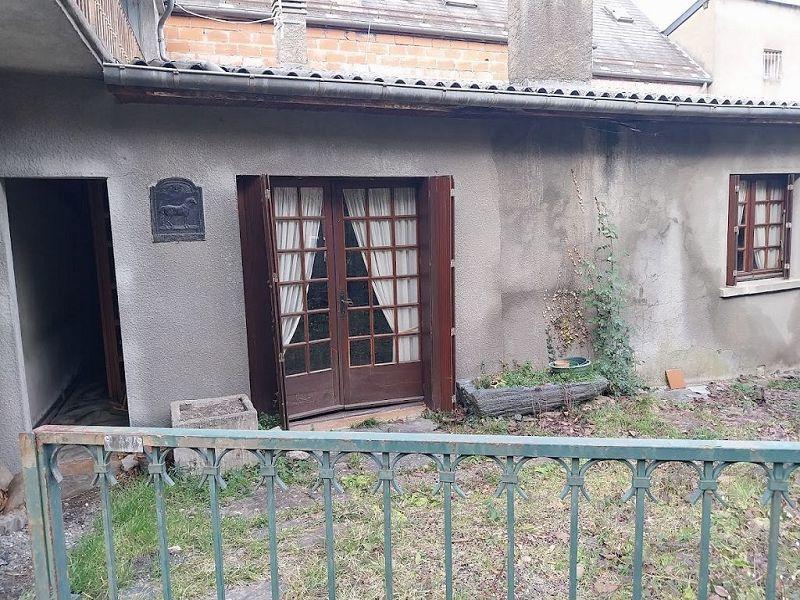 Maison traditionnelle - 155 m² - 10 pièces