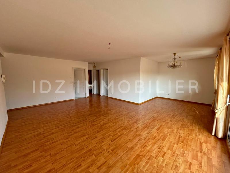 Appartement - 110 m² - 5 pièces
