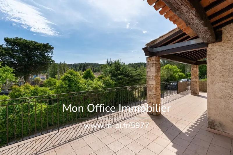 Villa - 120 m² - 5 pièces