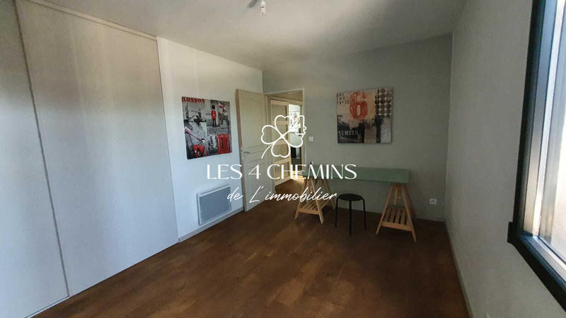 Maison - 104 m² - 4 pièces