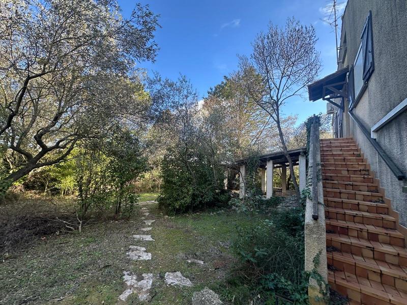 Maison traditionnelle - 165 m² - 6 pièces