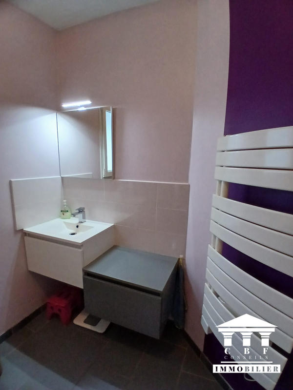 Maison - 93 m² - 5 pièces