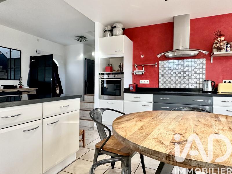 Maison - 161 m² - 7 pièces