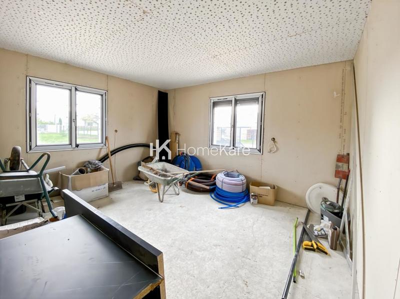 Local commercial - 200 m²