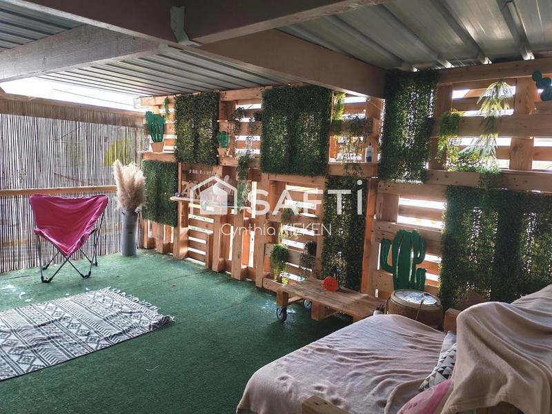 Maison - 200 m² - 5 pièces