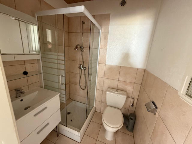 Immeuble - 155 m² - 9 pièces