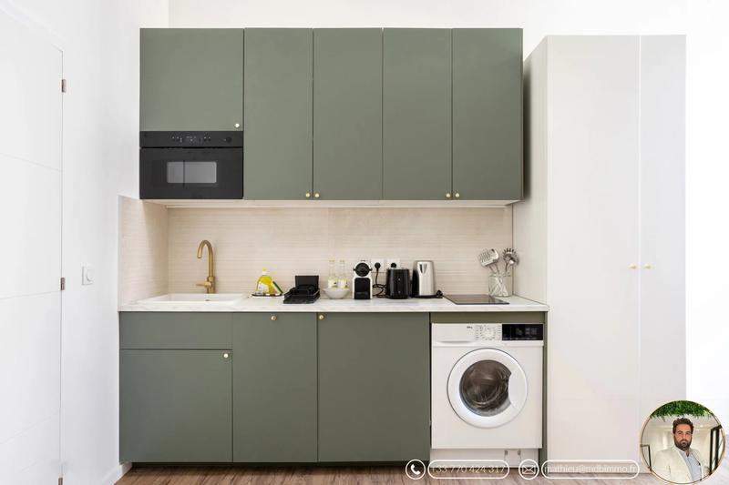 Appartement - 100 m² - 9 pièces