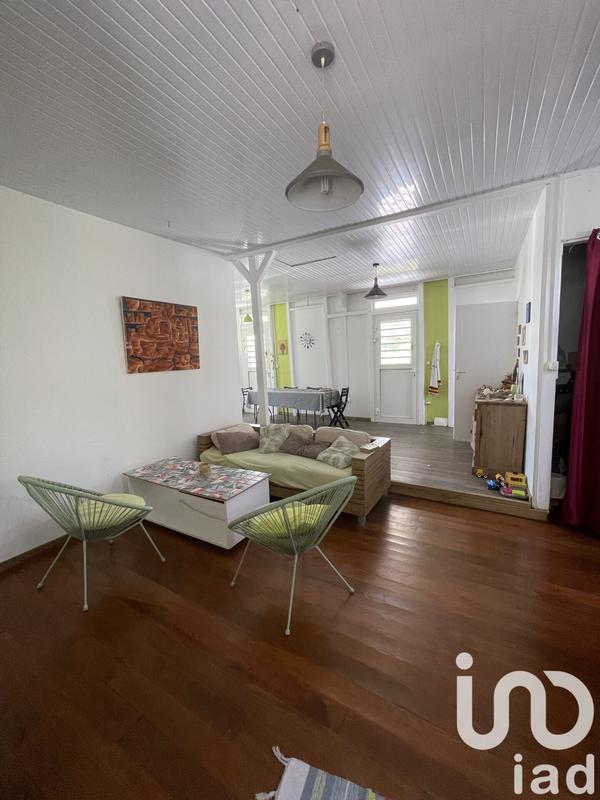 Maison - 220 m² - 4 pièces