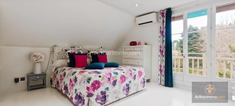 Maison - 153 m² - 7 pièces