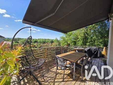 Maison - 128 m² - 7 pièces