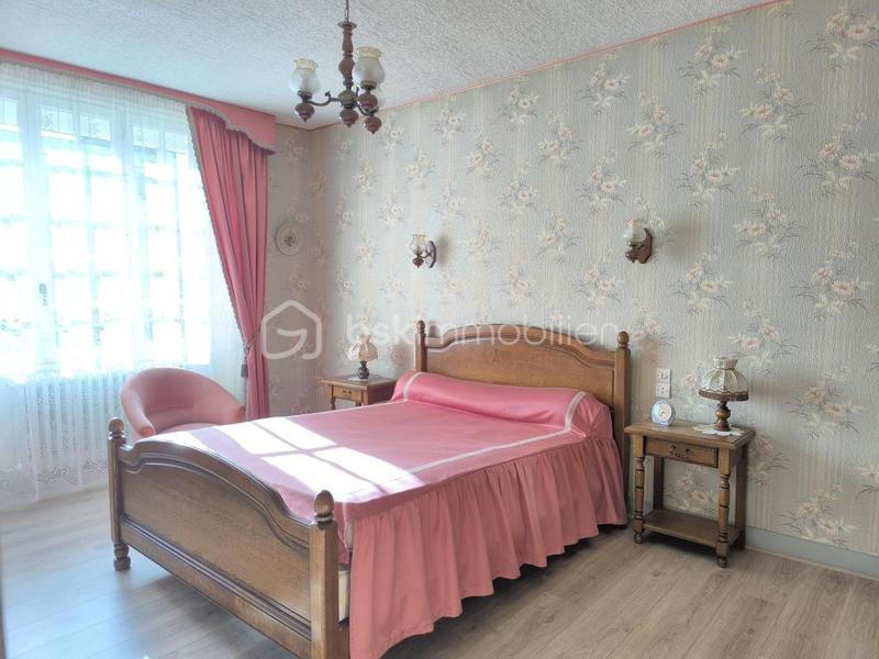 Maison - 104 m² - 4 pièces