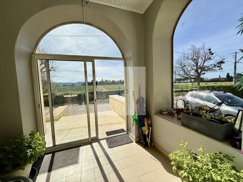 Maison - 256 m² - 11 pièces