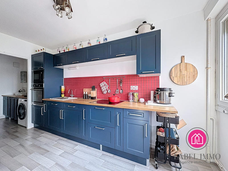 Appartement - 85 m² - 4 pièces