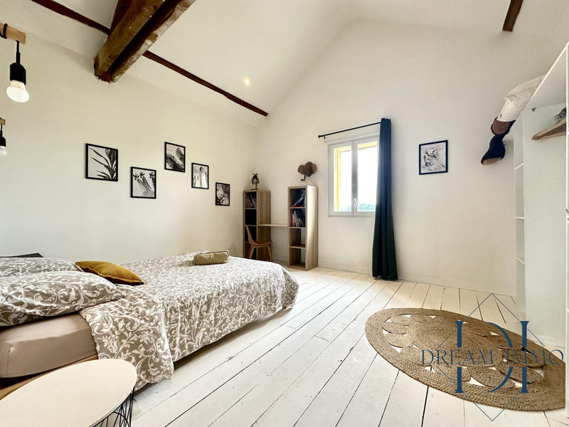 Maison ancienne - 196 m² - 6 pièces