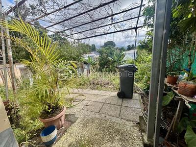 Maison - 96 m² - 4 pièces