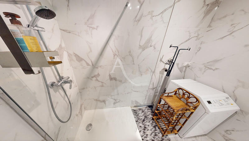 Appartement - 71 m² - 2 pièces