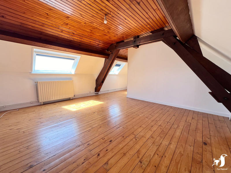 Maison - 102 m² - 5 pièces