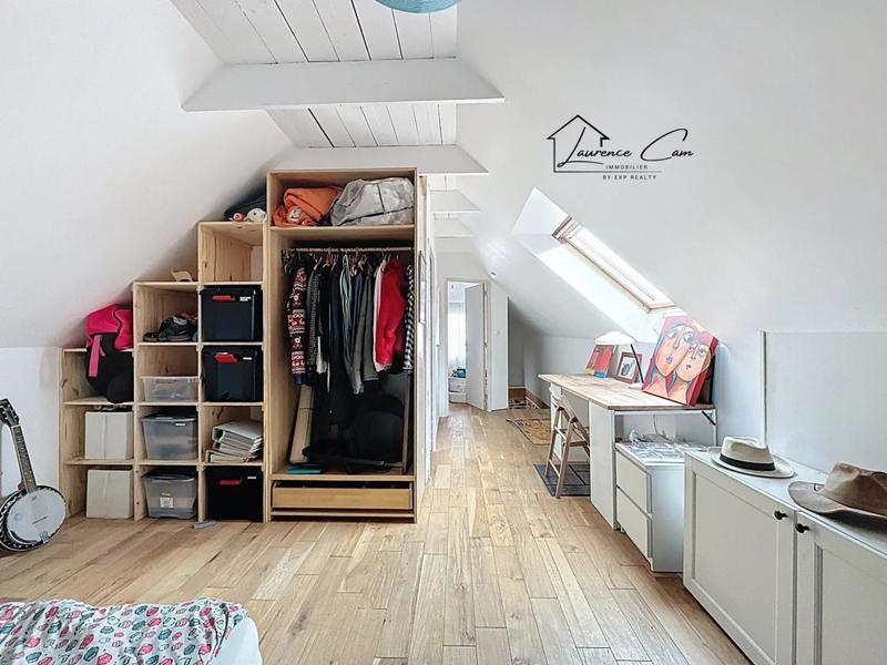 Maison - 184 m² - 6 pièces