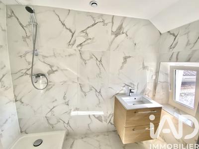 Maison - 106 m² - 5 pièces