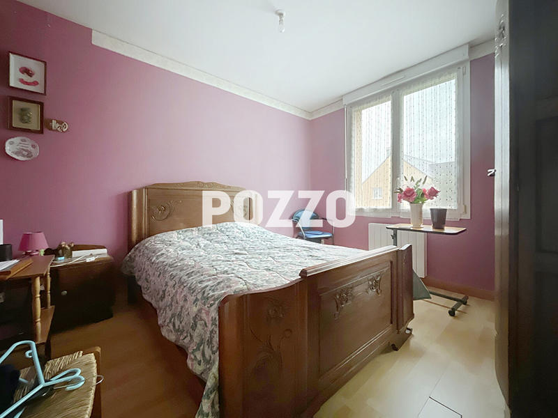 Maison - 90 m² - 5 pièces