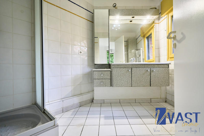 Maison - 137 m² - 5 pièces