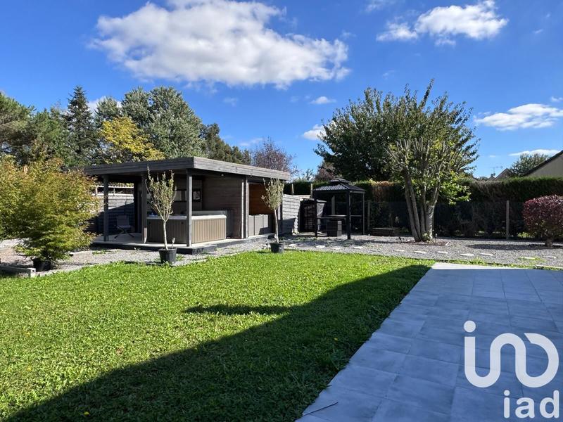 Maison - 137 m² - 6 pièces