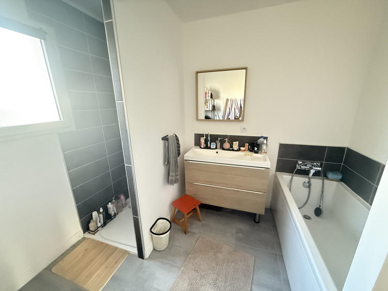 Maison - 97 m² - 4 pièces