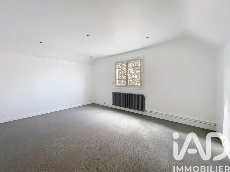 Maison - 192 m² - 8 pièces