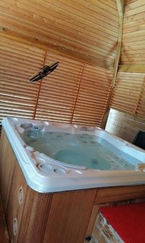 Maison - 420 m² - 10 pièces