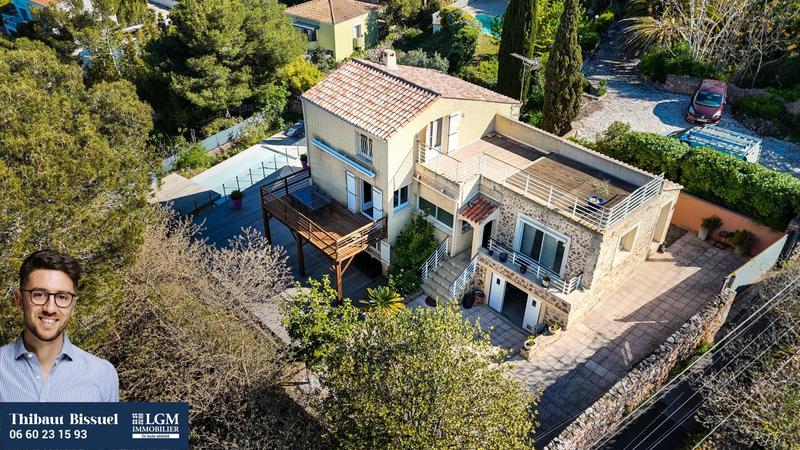 Villa - 144 m² - 5 pièces