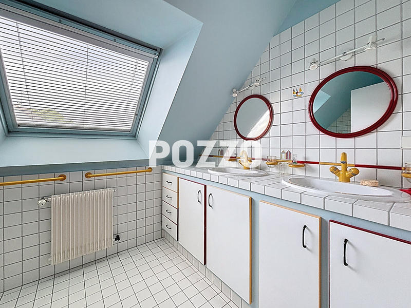 Maison - 128 m² - 7 pièces