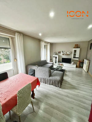 Appartement - 106 m² - 6 pièces