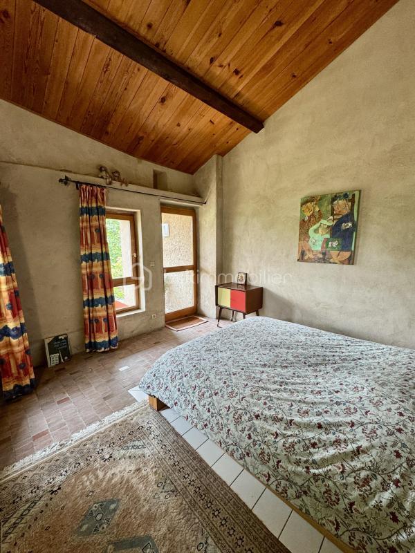 Maison de village - 260 m² - 13 pièces