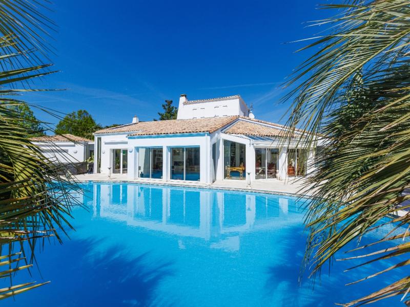 Maison - 304 m² - 7 pièces