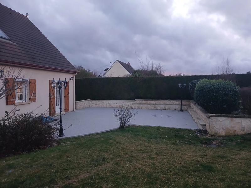 Maison - 111 m² - 6 pièces