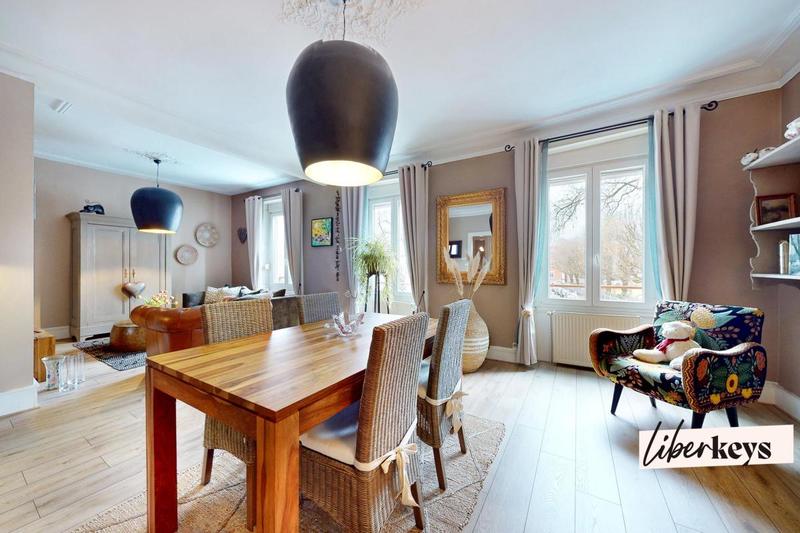 Appartement - 111 m² - 3 pièces