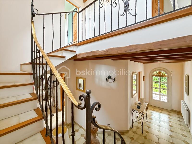 Maison - 156 m² - 5 pièces