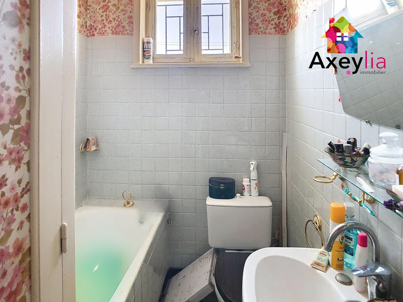 Maison - 61 m² - 4 pièces