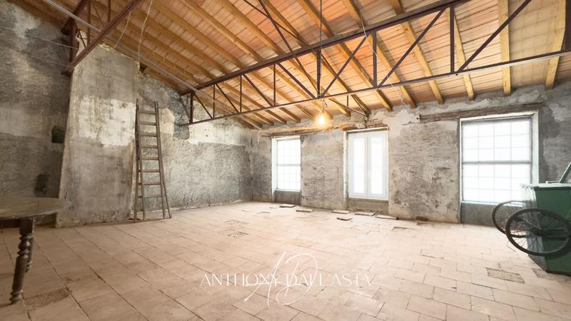 Maison - 207 m² - 6 pièces