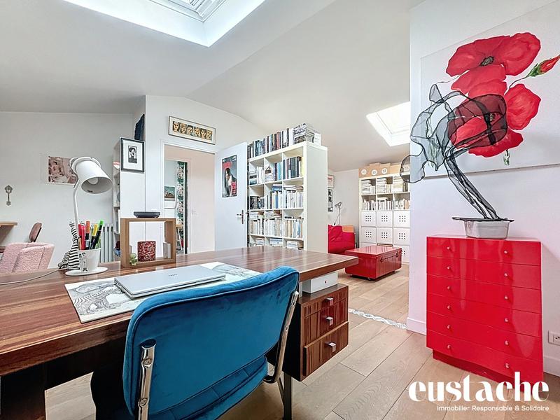 Appartement - 166 m² - 6 pièces