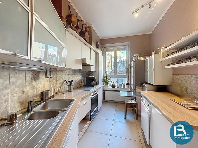 Appartement - 108 m² - 3 pièces