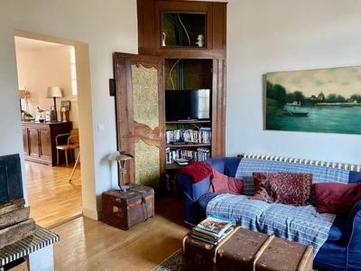 Maison - 237 m² - 10 pièces