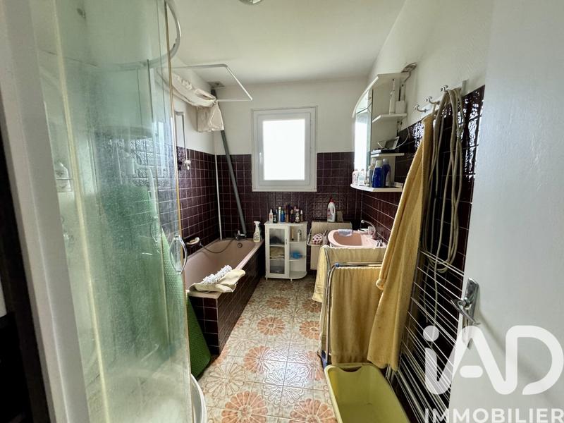 Maison - 180 m² - 7 pièces