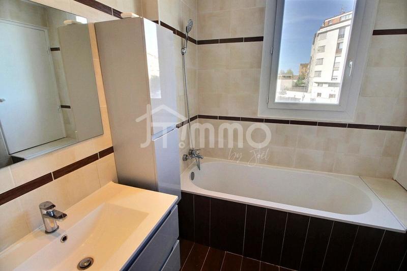 Appartement - 98 m² - 4 pièces