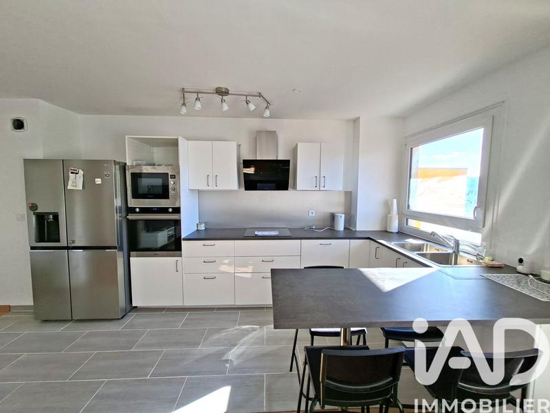 Appartement - 82 m² - 4 pièces