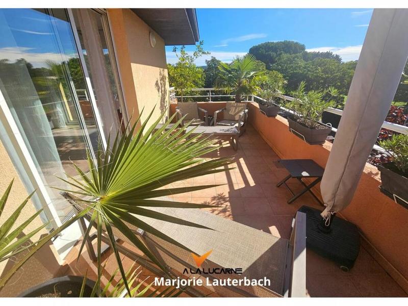 Appartement - 106 m² - 5 pièces